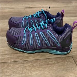 Nautilus Safety Footwear Women's 1792 Work Shoe